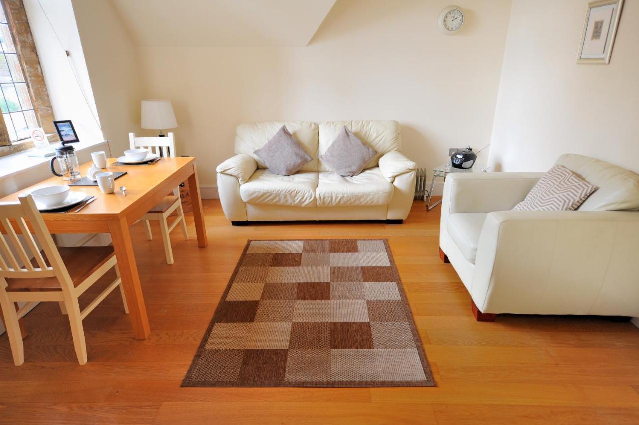 7 Coram Tower Apartment Lyme Regis Exterior foto