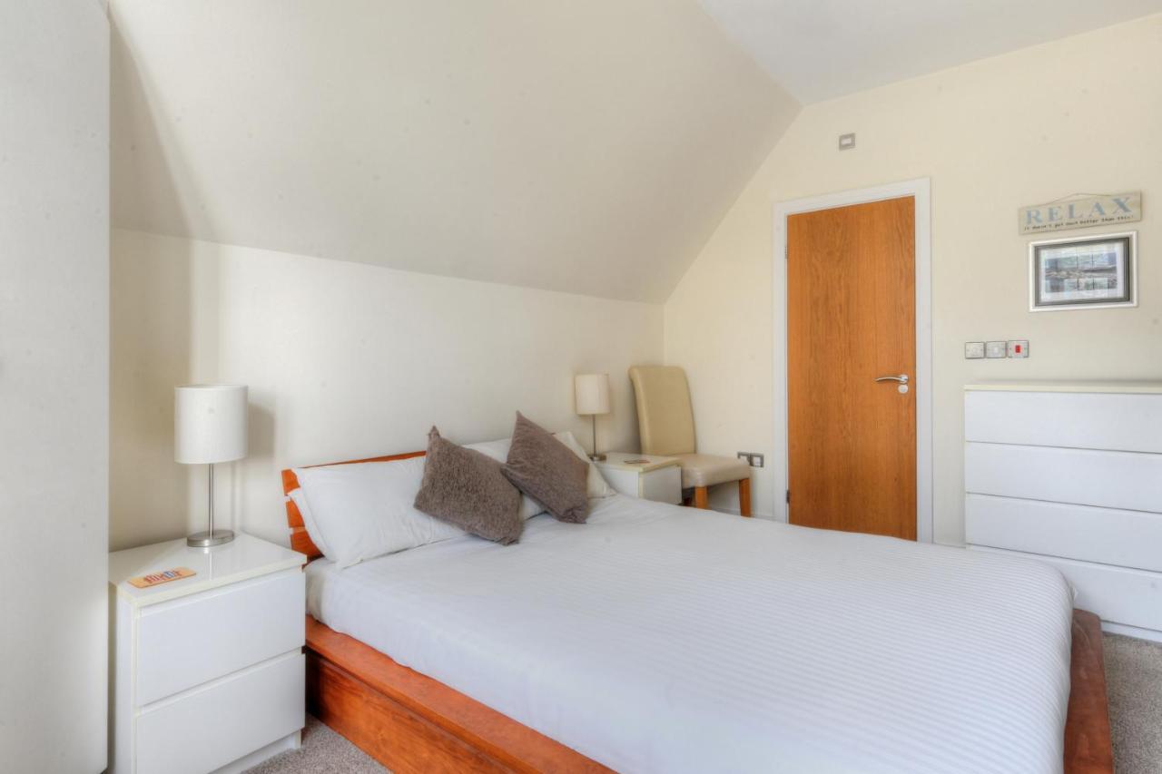 7 Coram Tower Apartment Lyme Regis Exterior foto